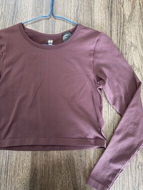 Medium Brown Activewear